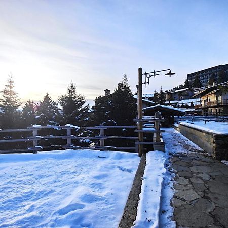 Hostdomus - Imperial Chalet Sestriere Exterior foto